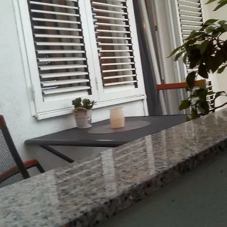 Filip 2 Biograd Na Moru