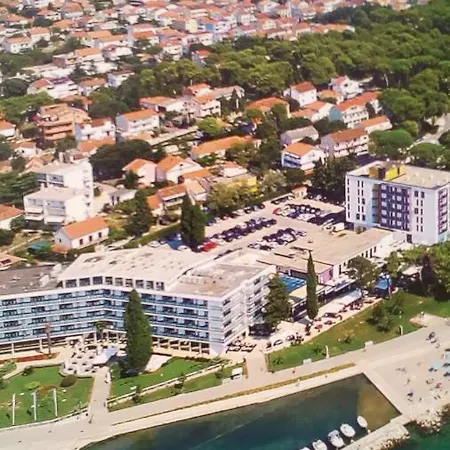 Casa de hóspedes Filip 2 *