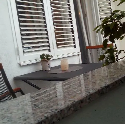 Filip 2 Biograd Na Moru